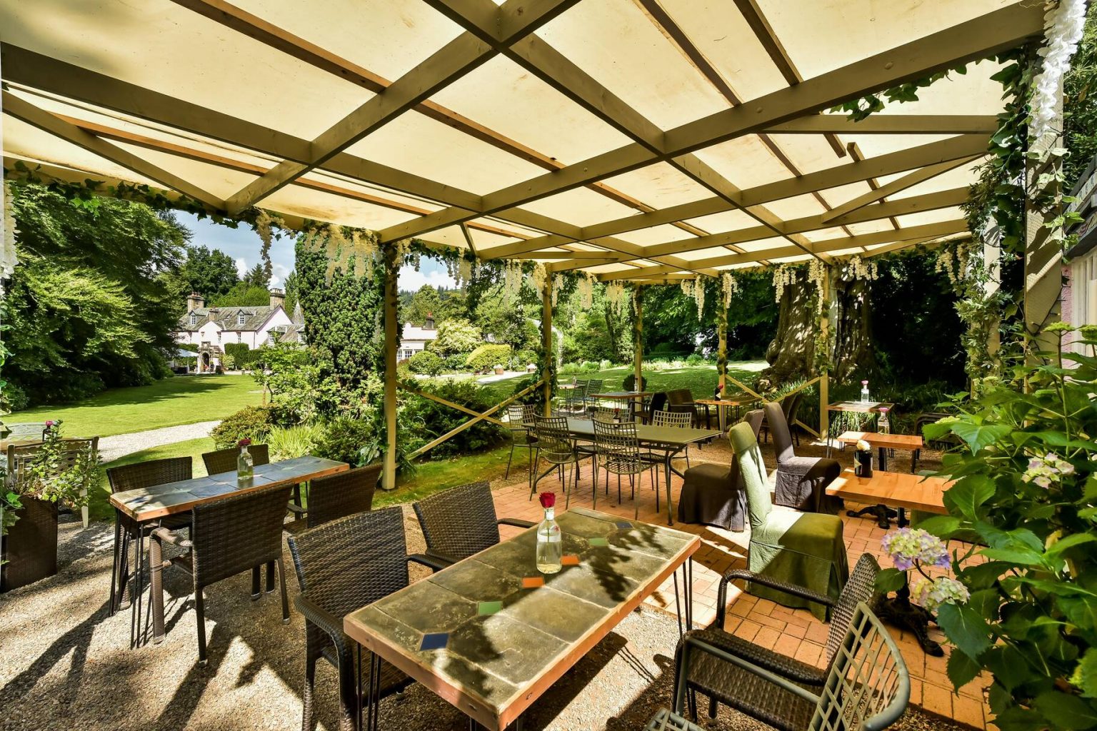 Dining Roman Camp Hotel